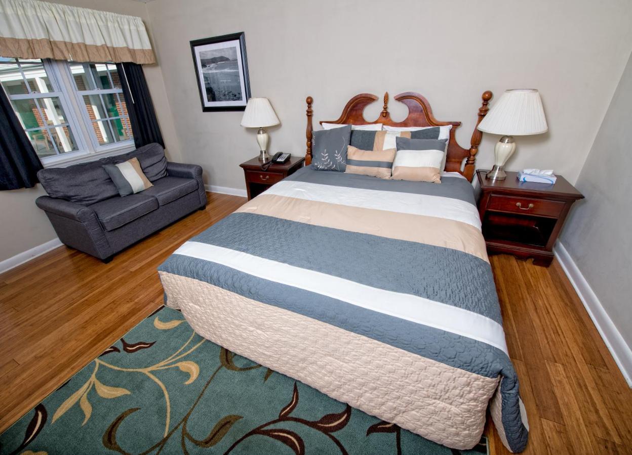 Colonial Inn Seekonk Dış mekan fotoğraf